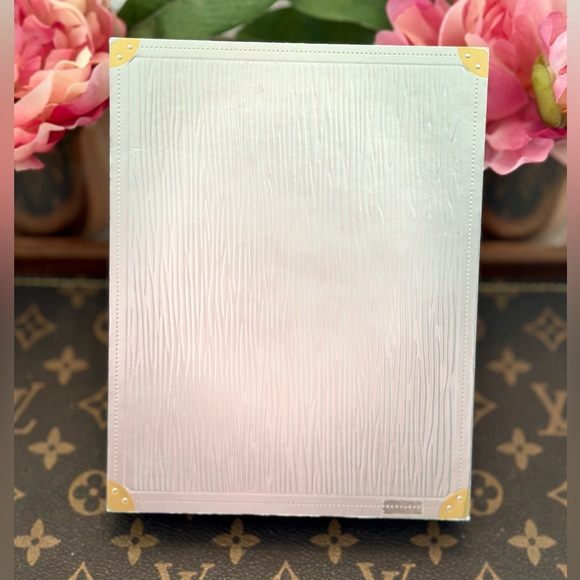 Louis Vuitton Silver Wood EPI Trunk Vivienne Ornament 2021 - Picture 9 of 9